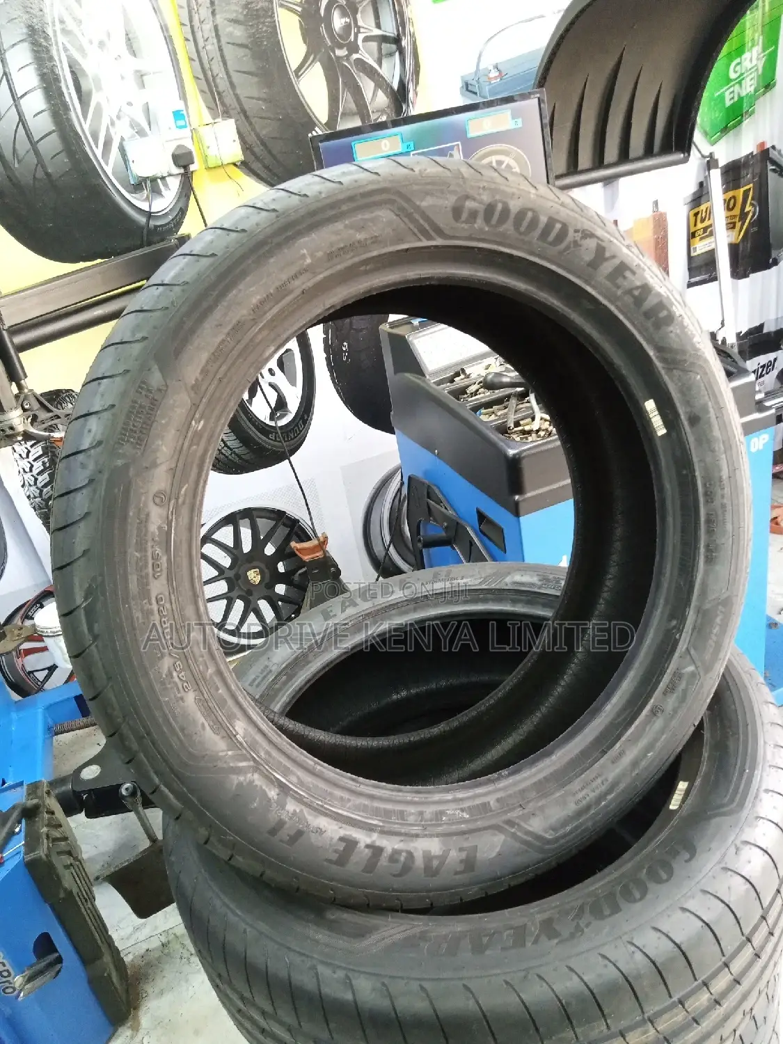 245/50r20 Goodyear Tyre