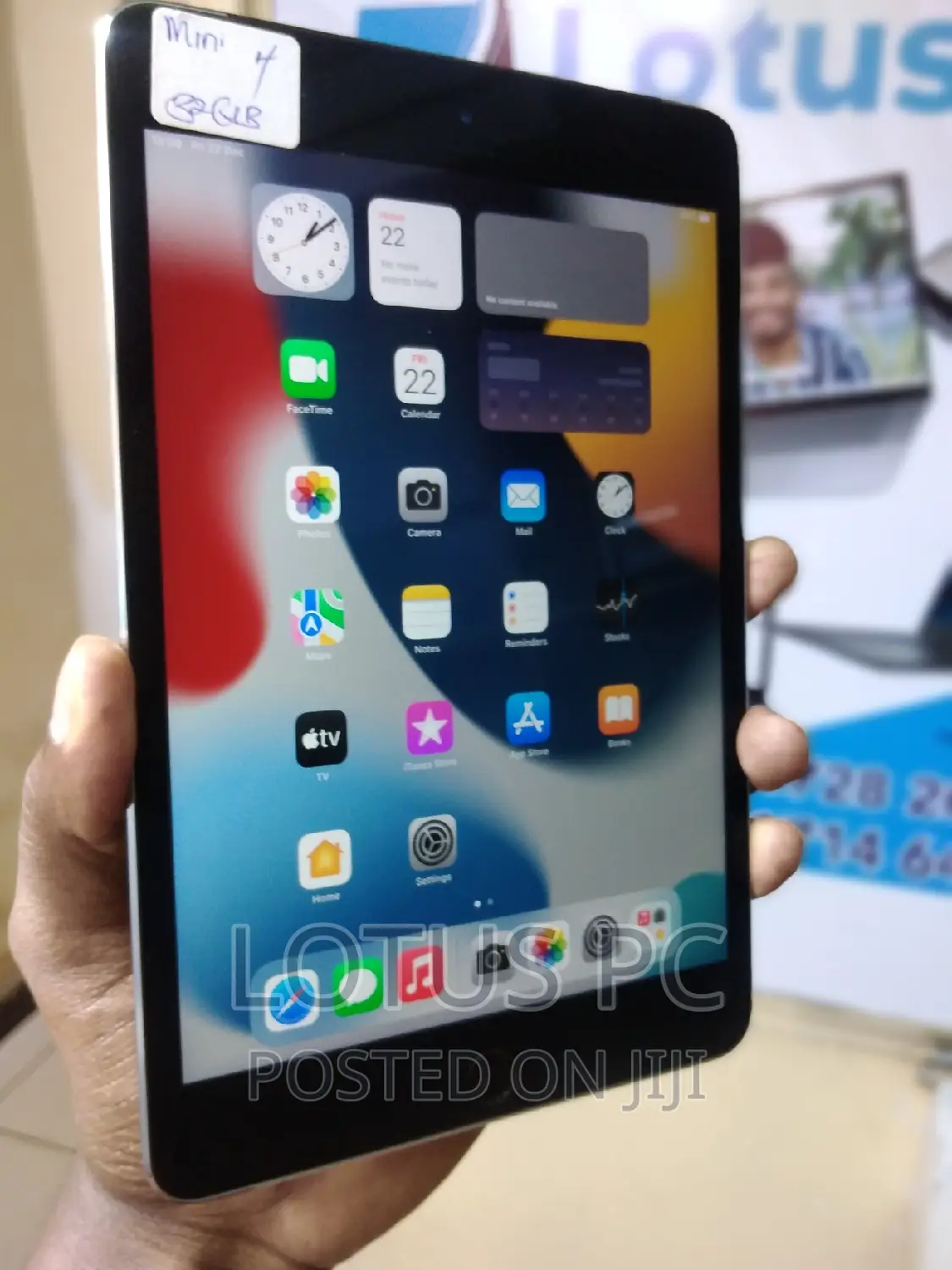 Apple iPad mini 4 32 GB Gray