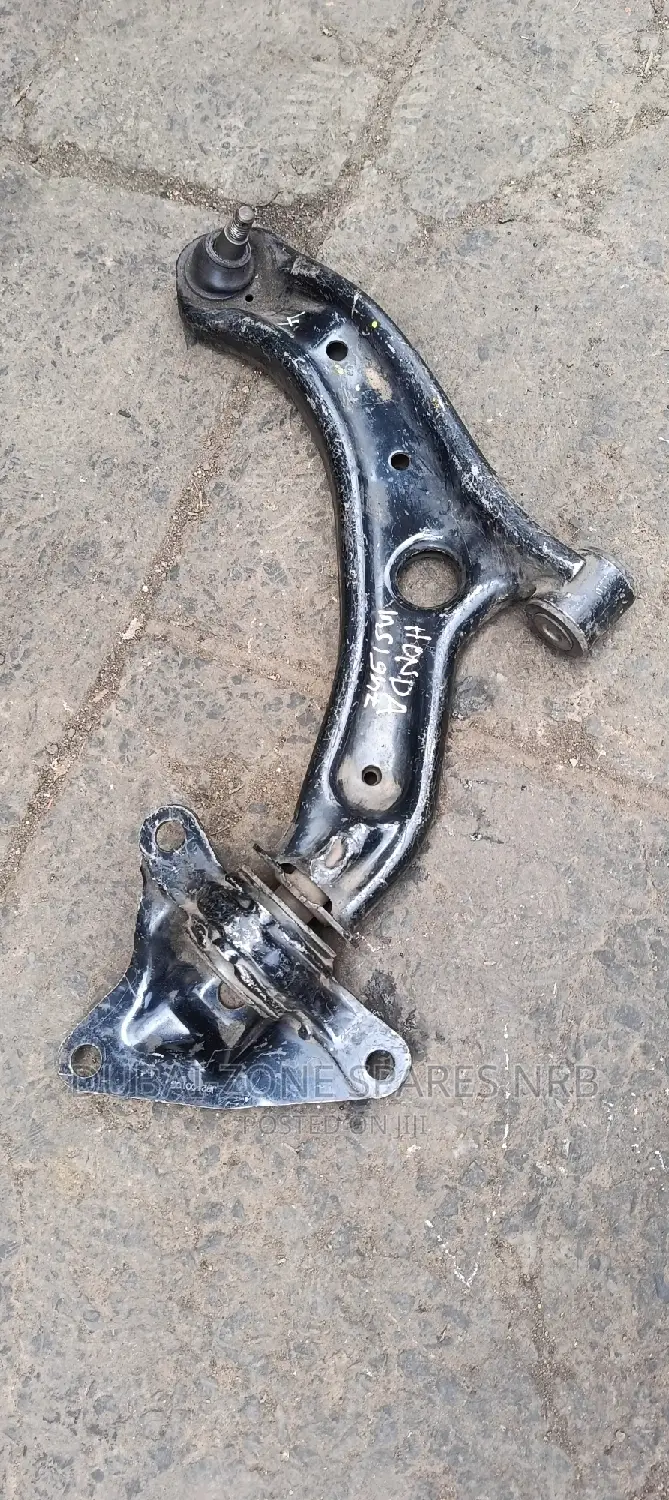 Honda Insight, Airwave, Fit 2008-2021 Front EX Japan Arms.