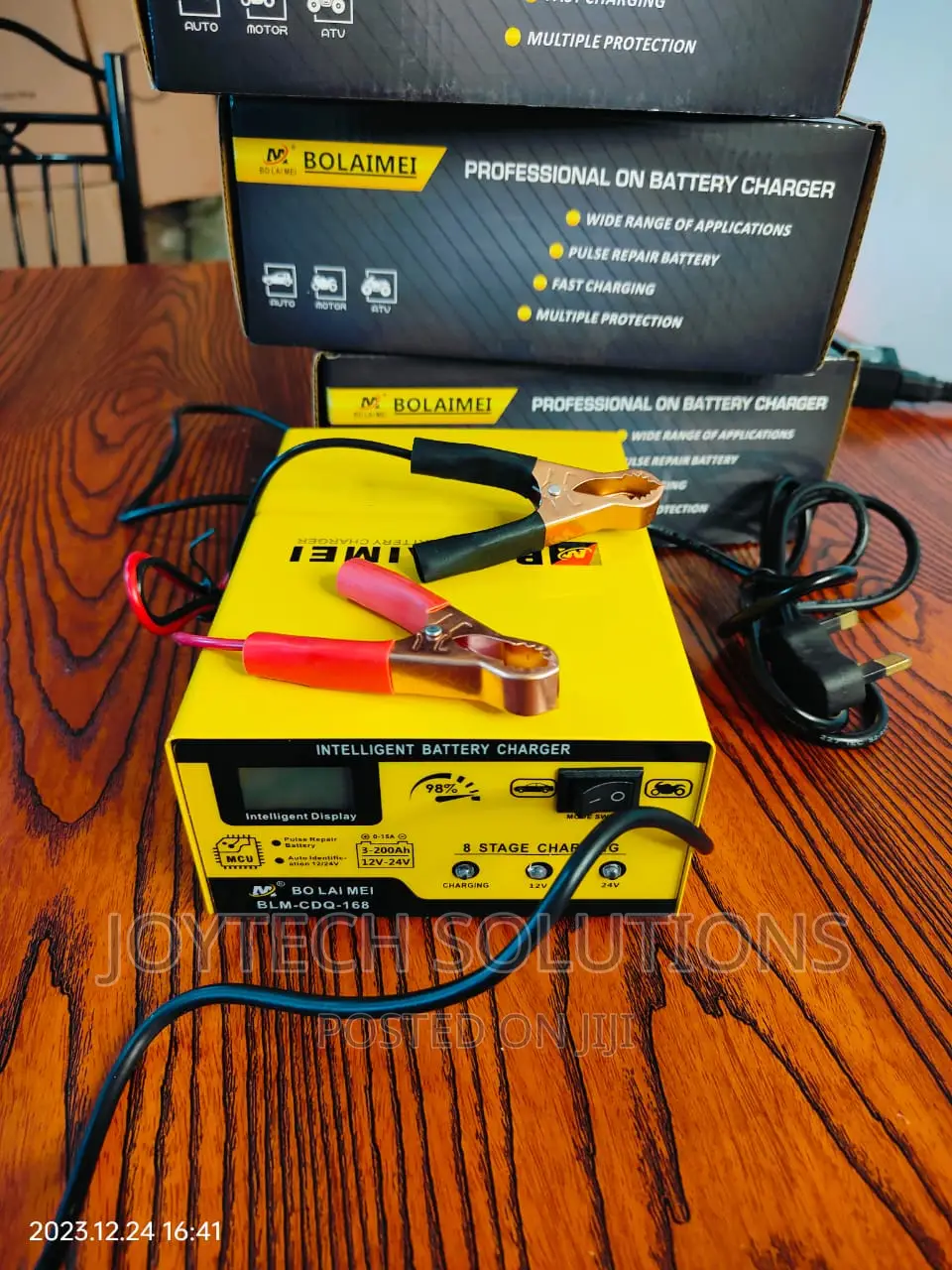 Auto Lead Acid Battery Charger Intelligent Pulse