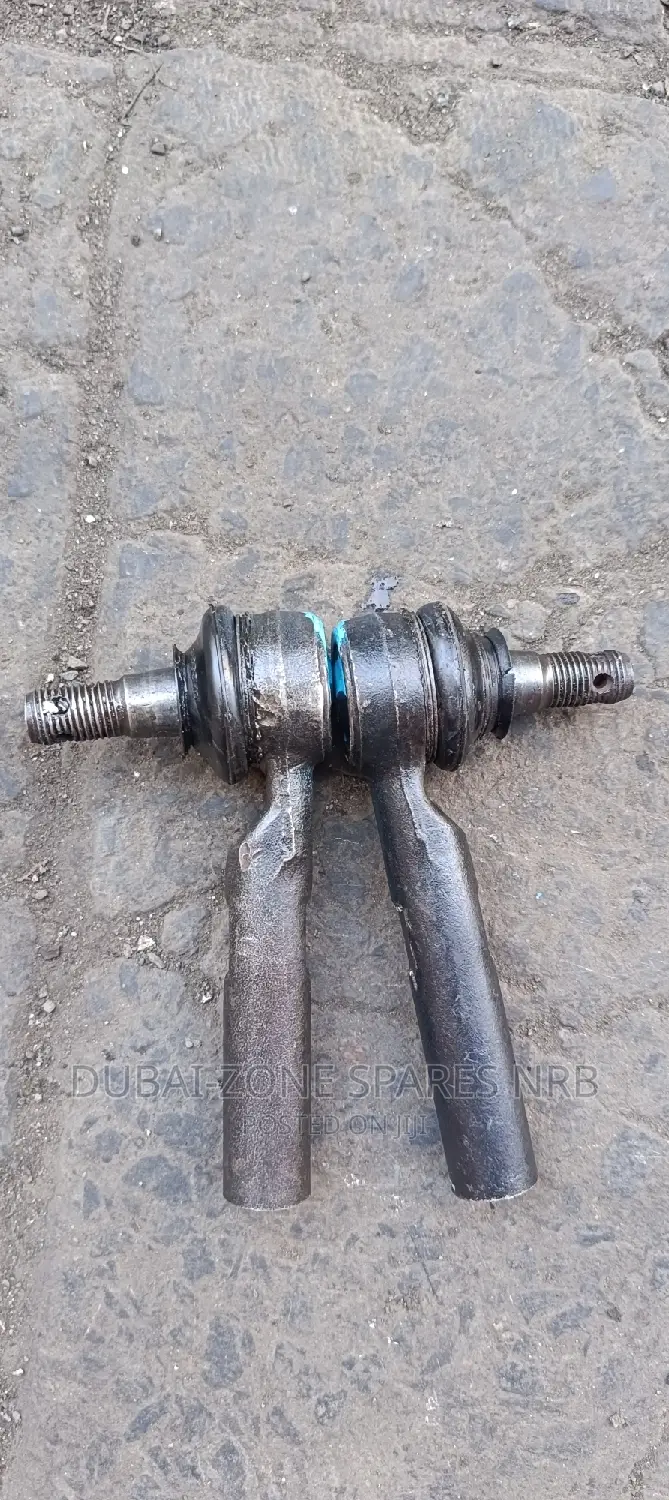 Hiace 7L Box 2 4-Wheel Drive Tie Rods Available Now.