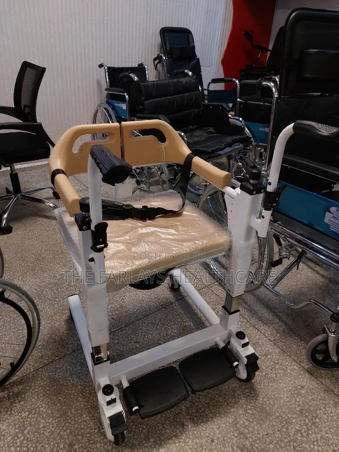 Patient Transfer Seat With Commode ",