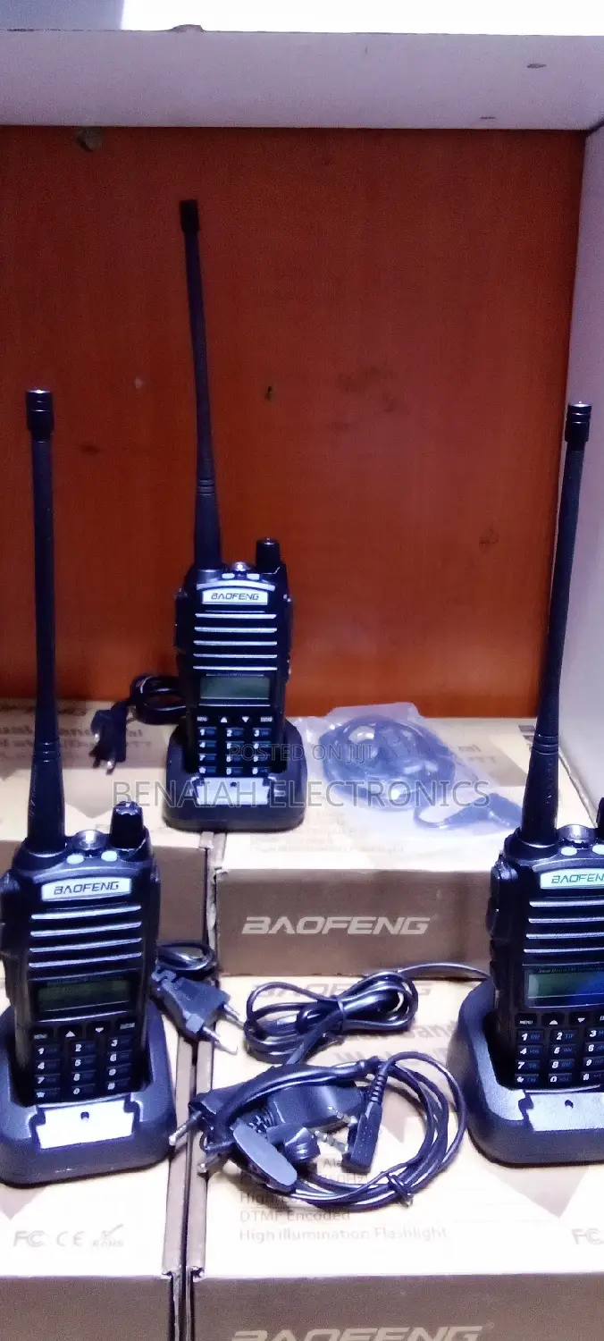 Uv82 5watts Walkie Talkie.Long Range Radio Call Up 5km