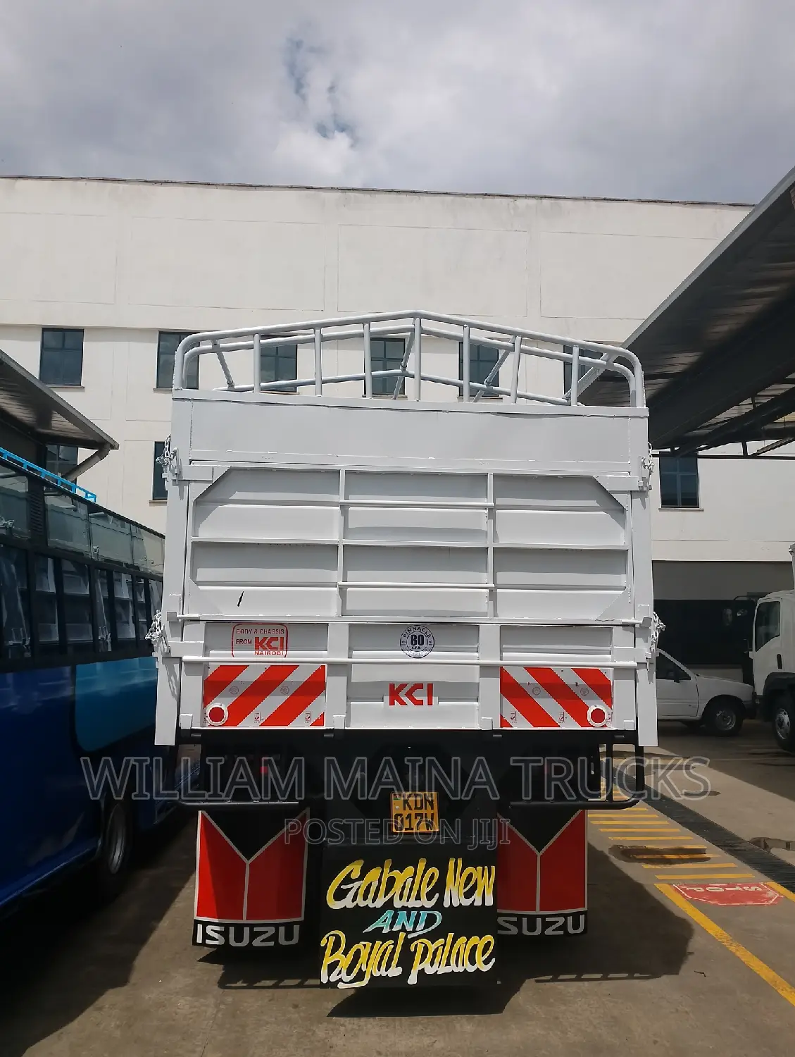 Isuzu FVR (Local)