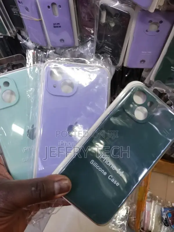 Purple Original Silicone Case for Apple iPhone 14