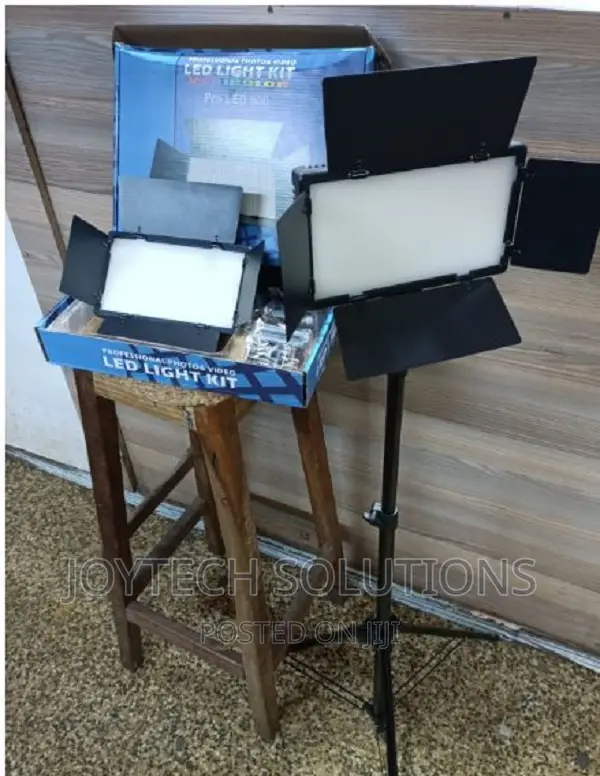 Bicolor Video Light .Pro Led 600 Video Light With Stand