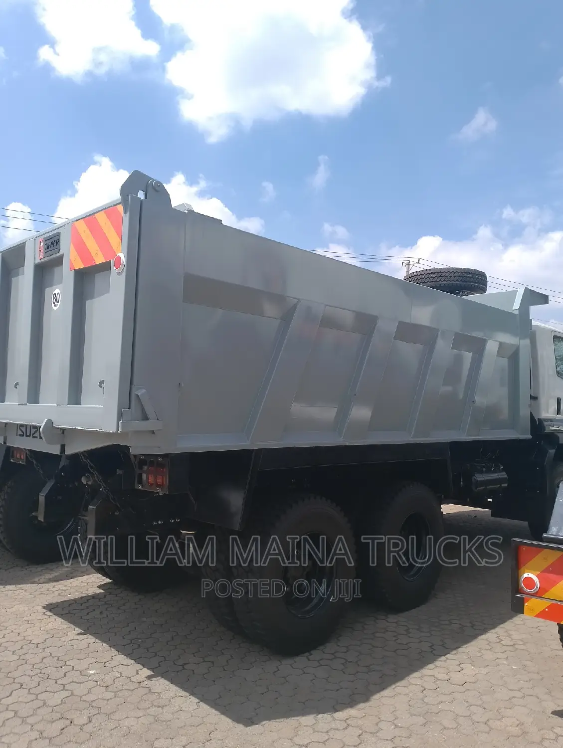 Isuzu FVZ 34T (Tipper)
