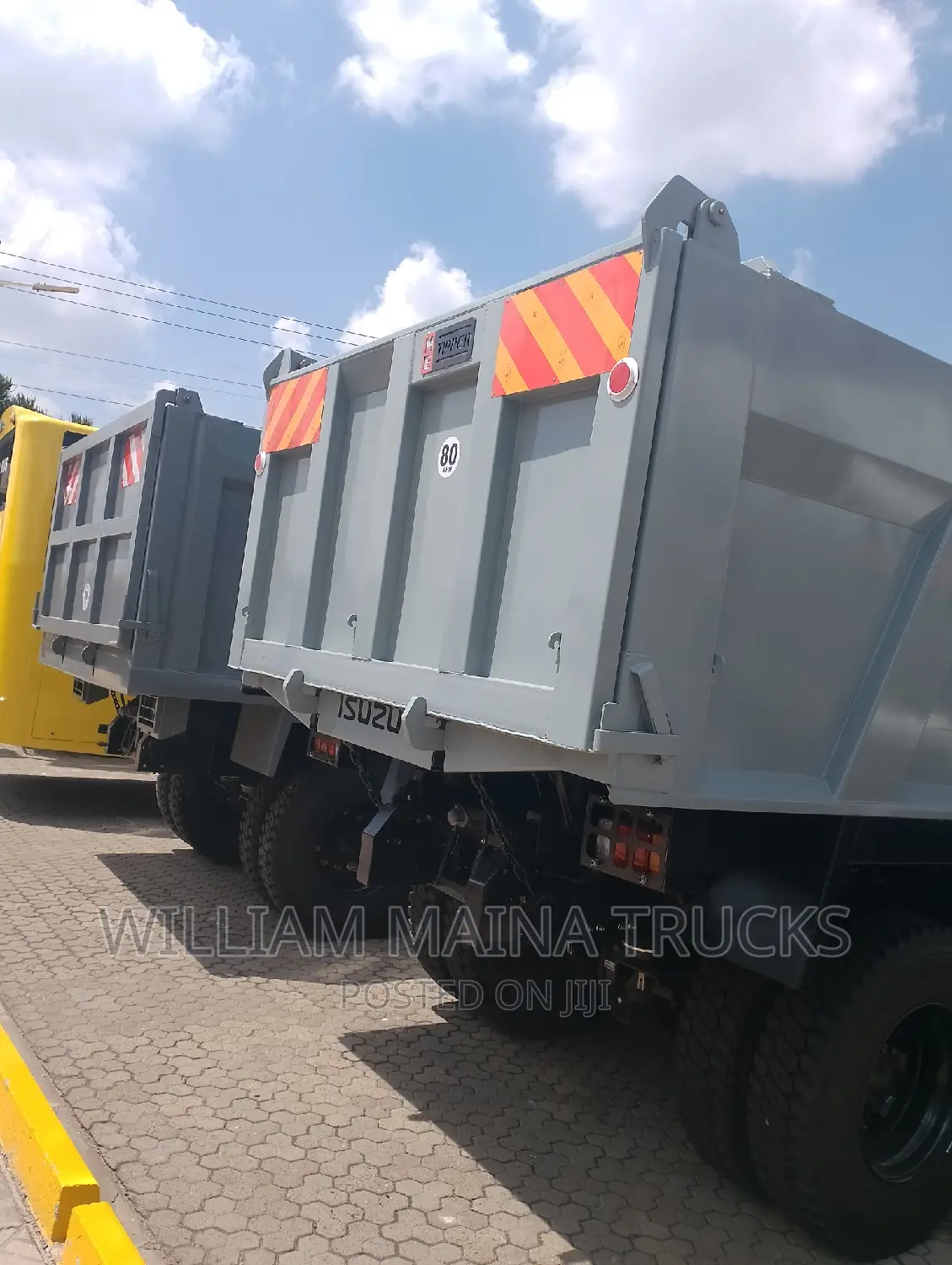 Isuzu FVZ 34T (Tipper)