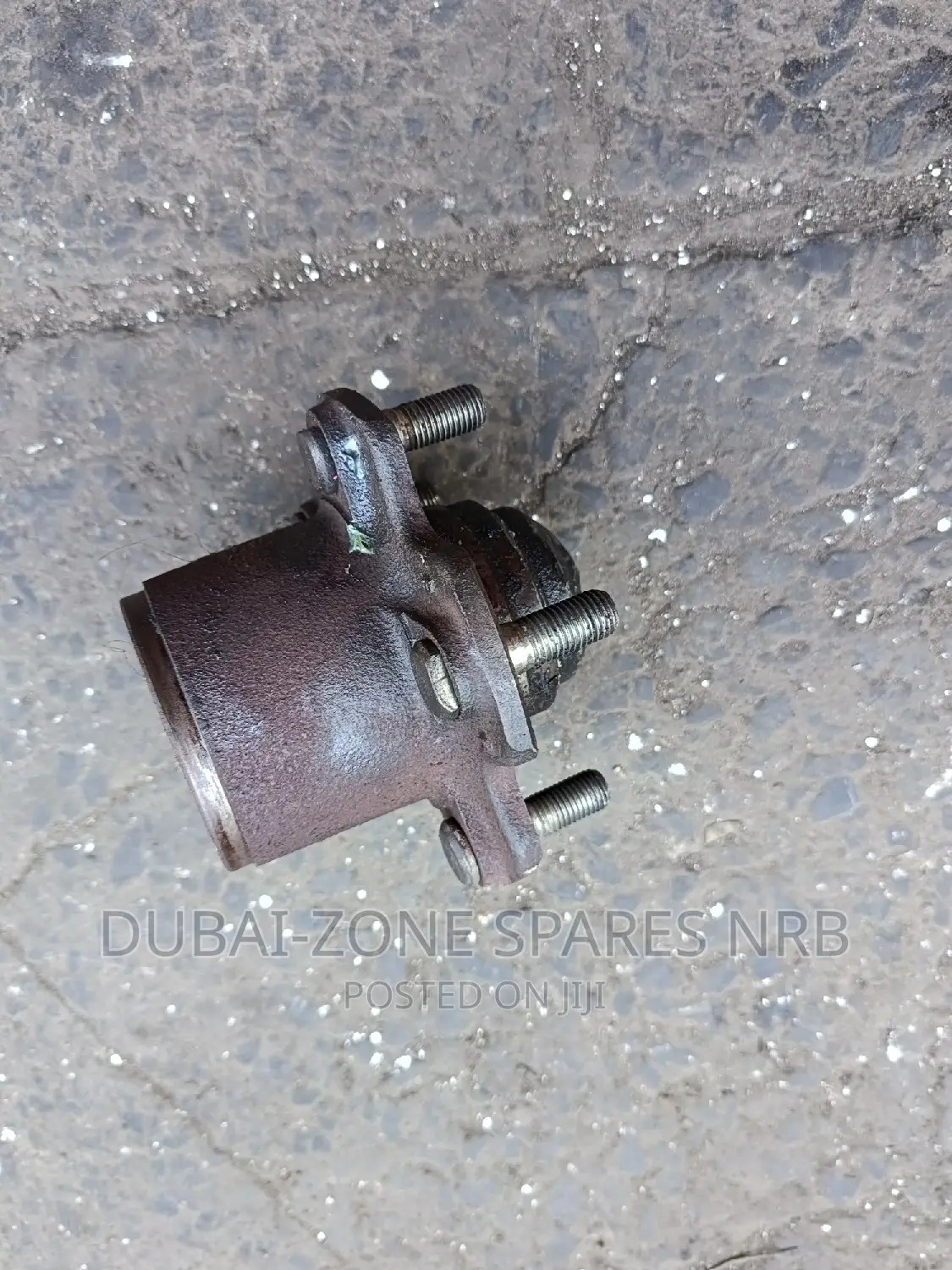 Vanette, Mazda Bongo Front EX Japan Wheel Hubs Available.
