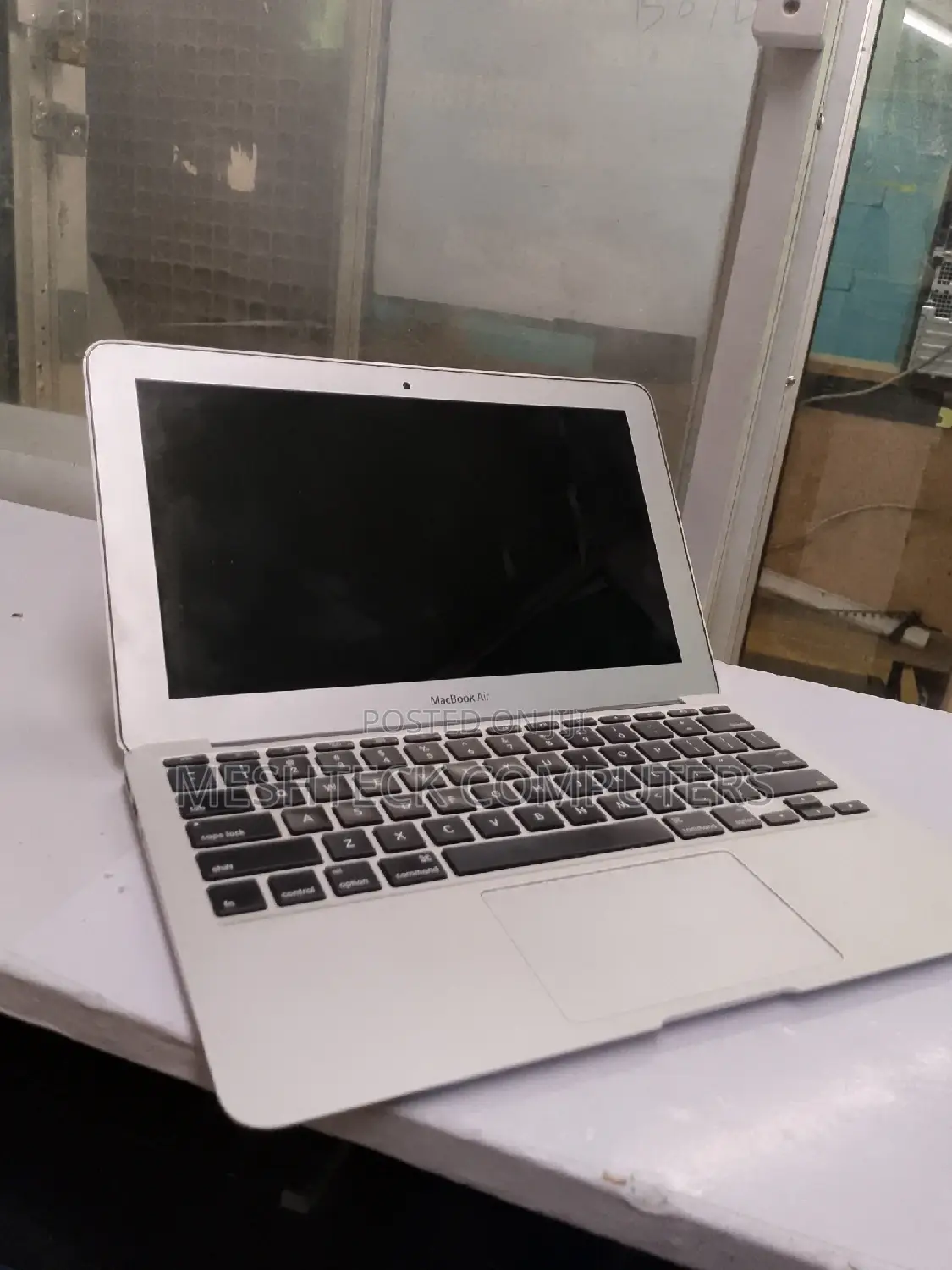 Laptop Apple MacBook Air 4GB Intel Core I5 SSD 128GB