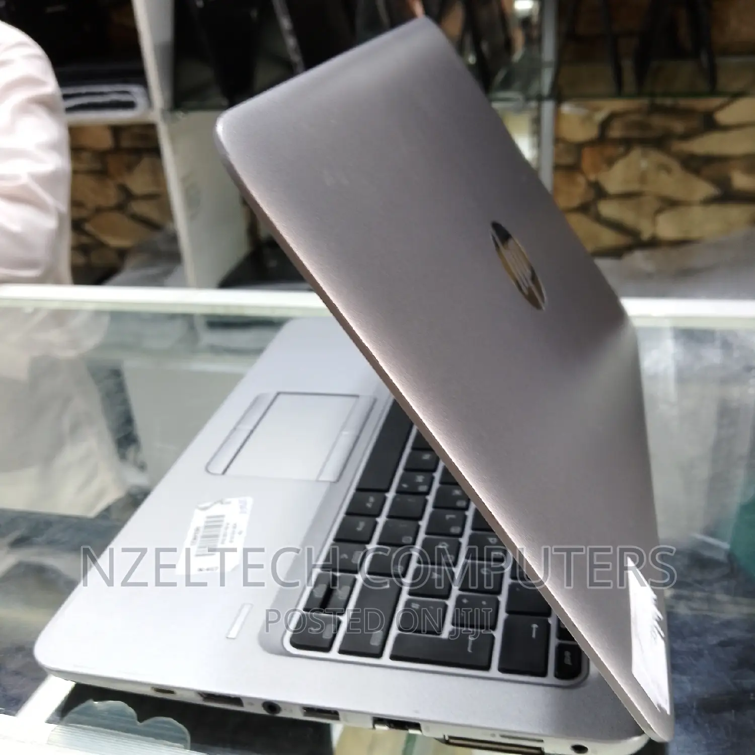 Laptop HP EliteBook 820 G3 8GB Intel Core I5 SSD 256GB