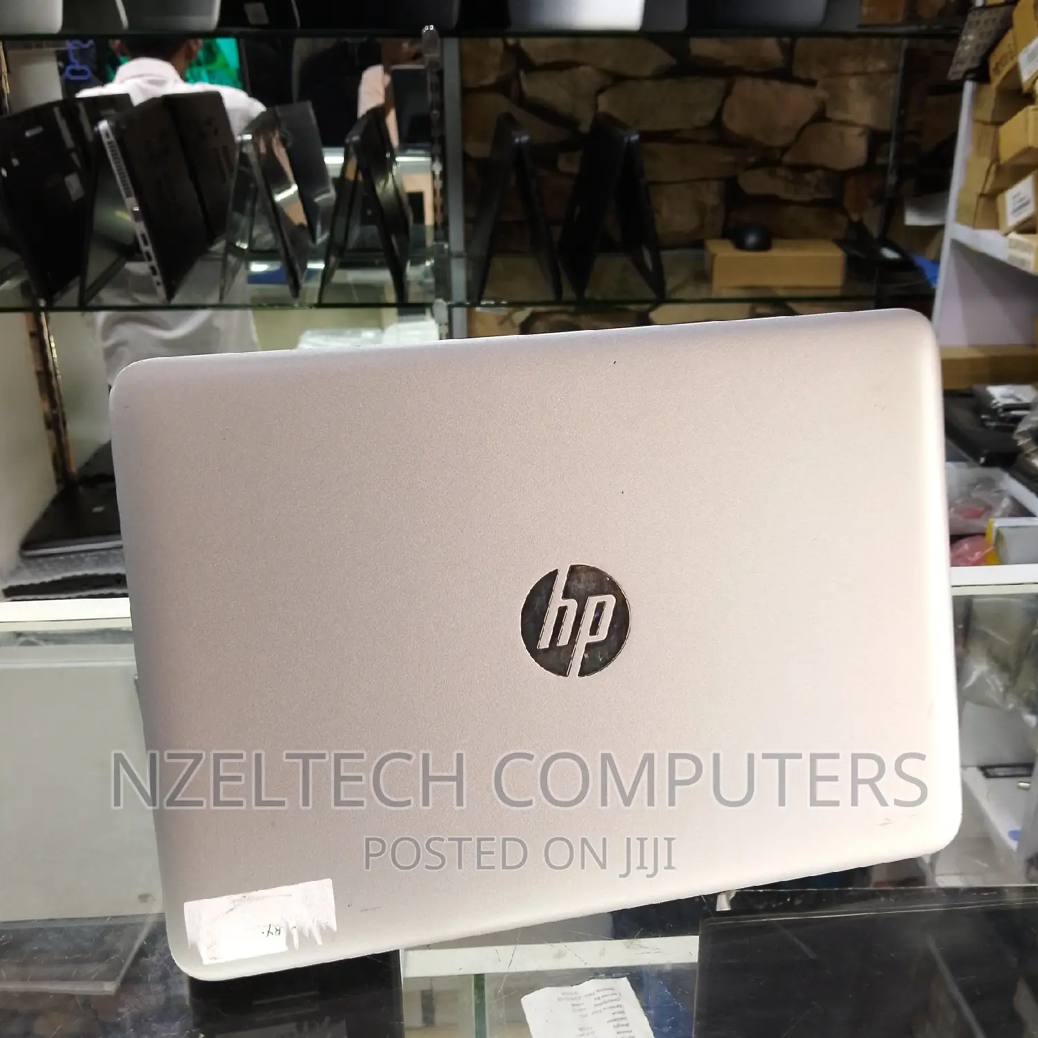 Laptop HP EliteBook 820 G3 8GB Intel Core I5 SSD 256GB