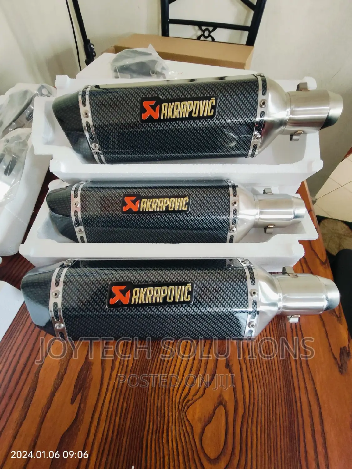 Universal Motorcycle Exhaust Pipe, Akrapovic With Db Killer