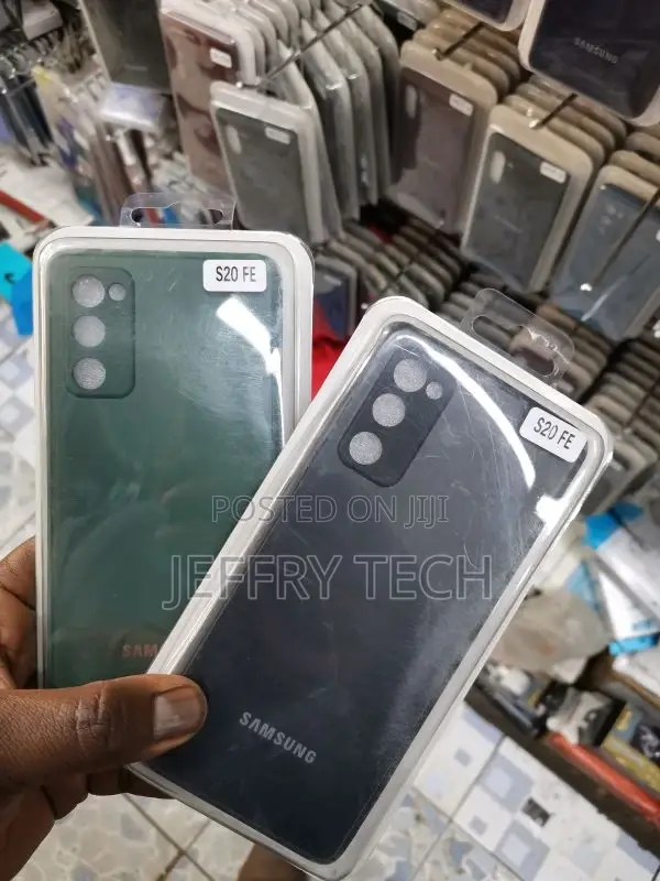 Samsung Galaxy S20 FE Cover Green Frosted Glass Hard Silicon