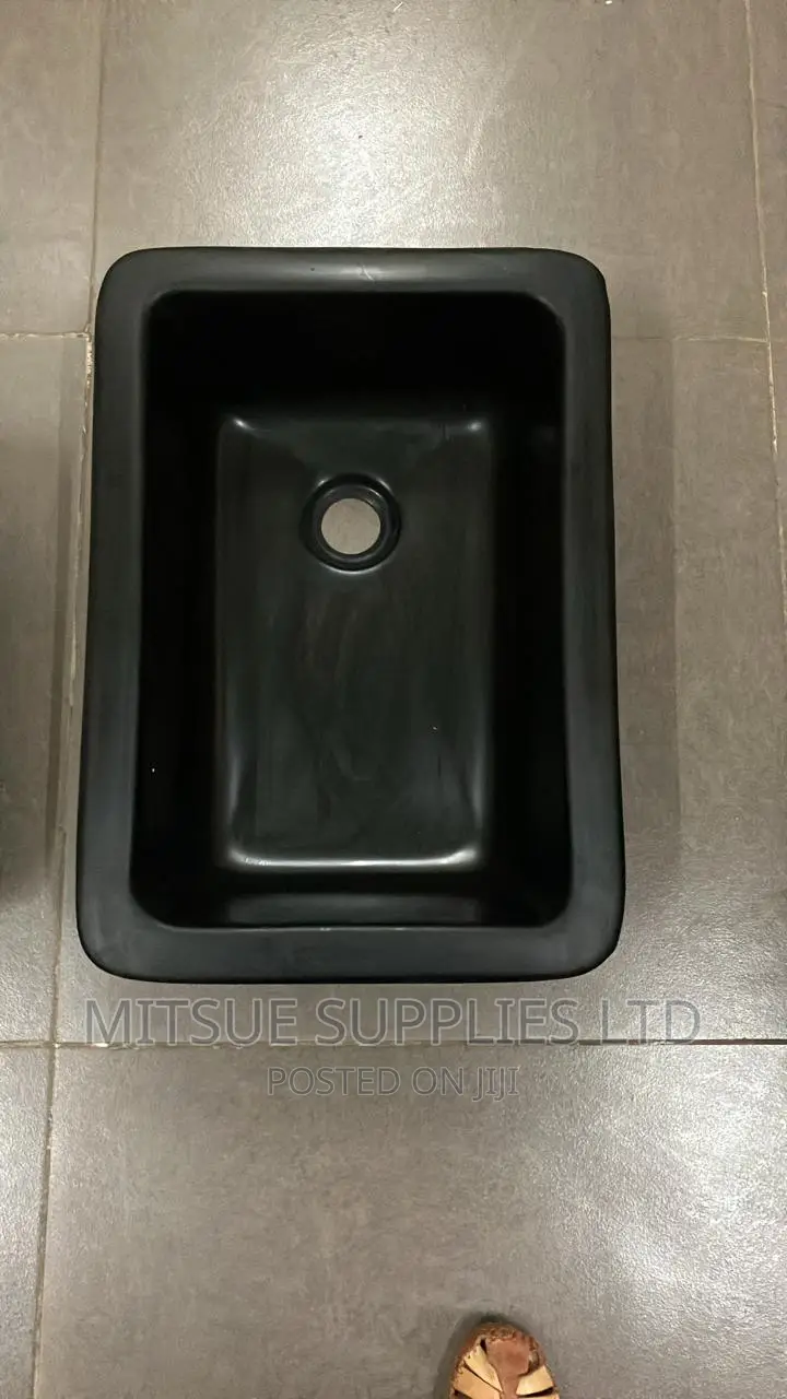 Laboratory Sink Fibre Black 12x12x5"