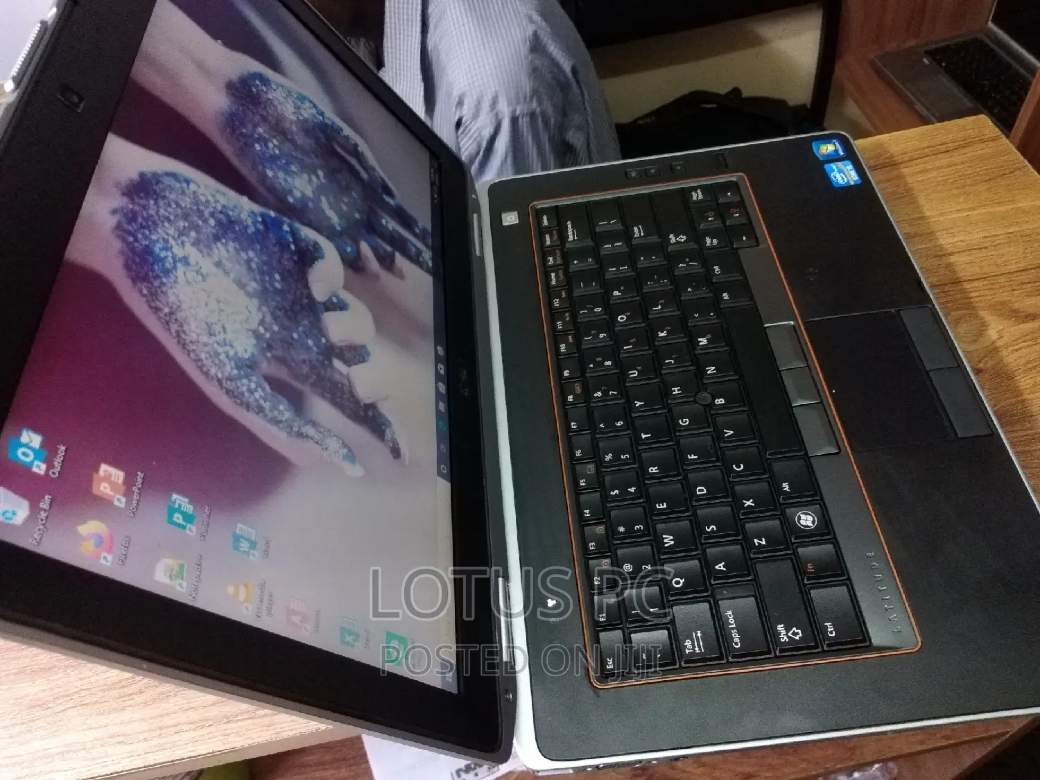 Laptop Dell Latitude E6420 4GB Intel Core I5 HDD 500GB