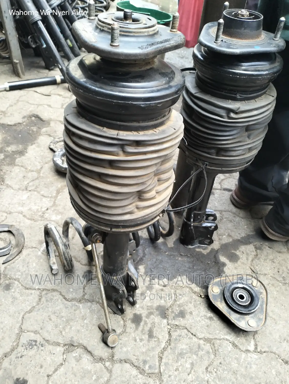 Air Ba Shocks for Auris,Lexus Etc