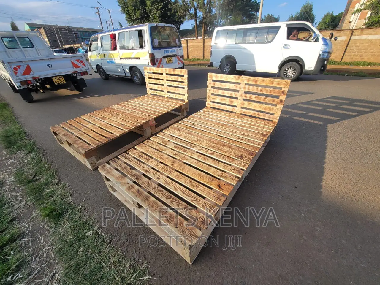 Pallet Bed- 4*6 Blazed Pallet Bed .(#CV018)