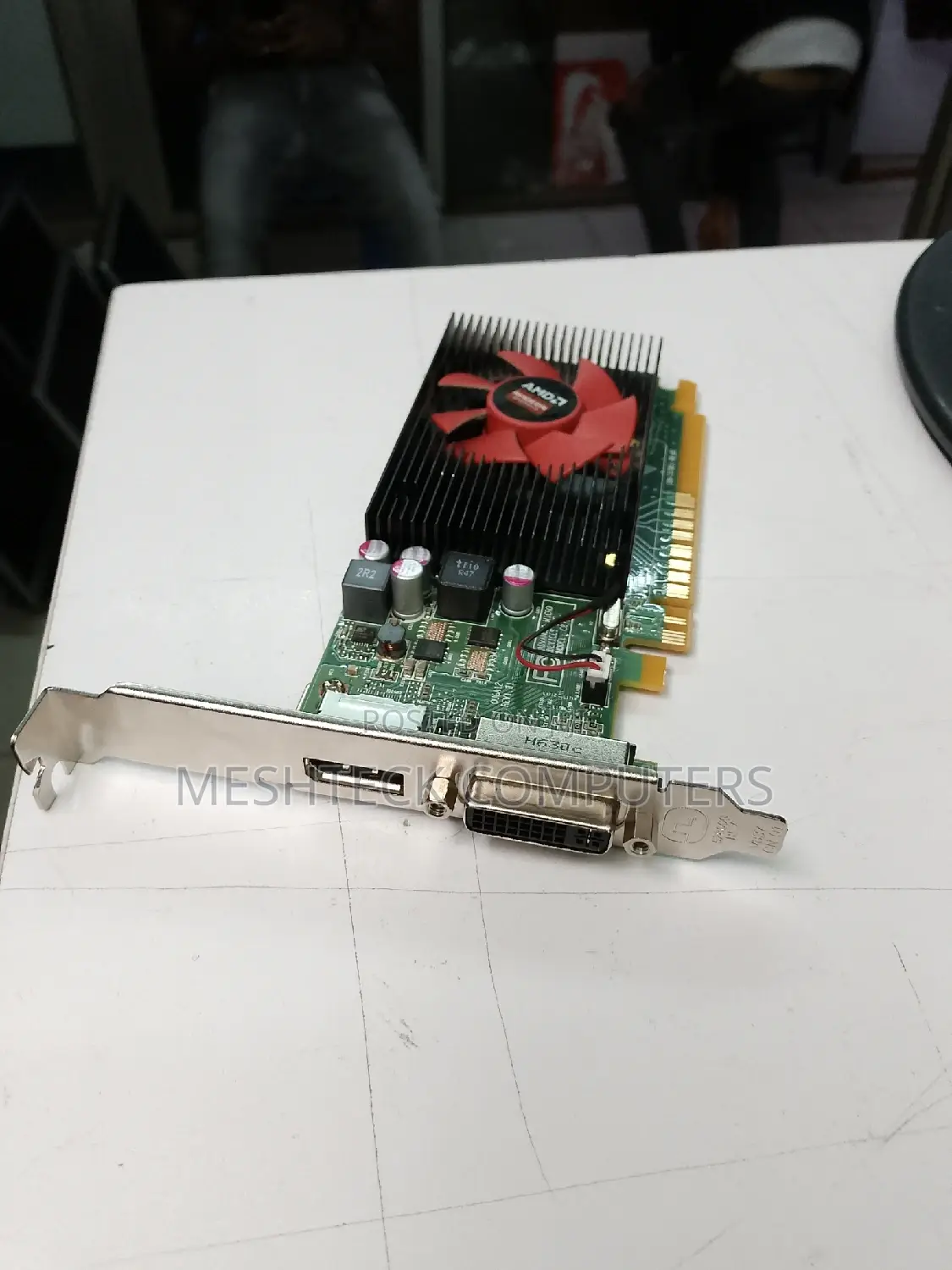 R5 430 2gb Amd Radeon Graphics Card