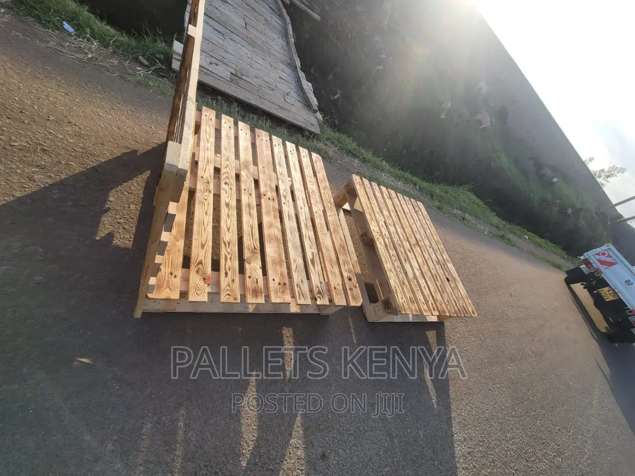 Pallet Bed- 4*6 Blazed Pallet Bed. (#GF04)