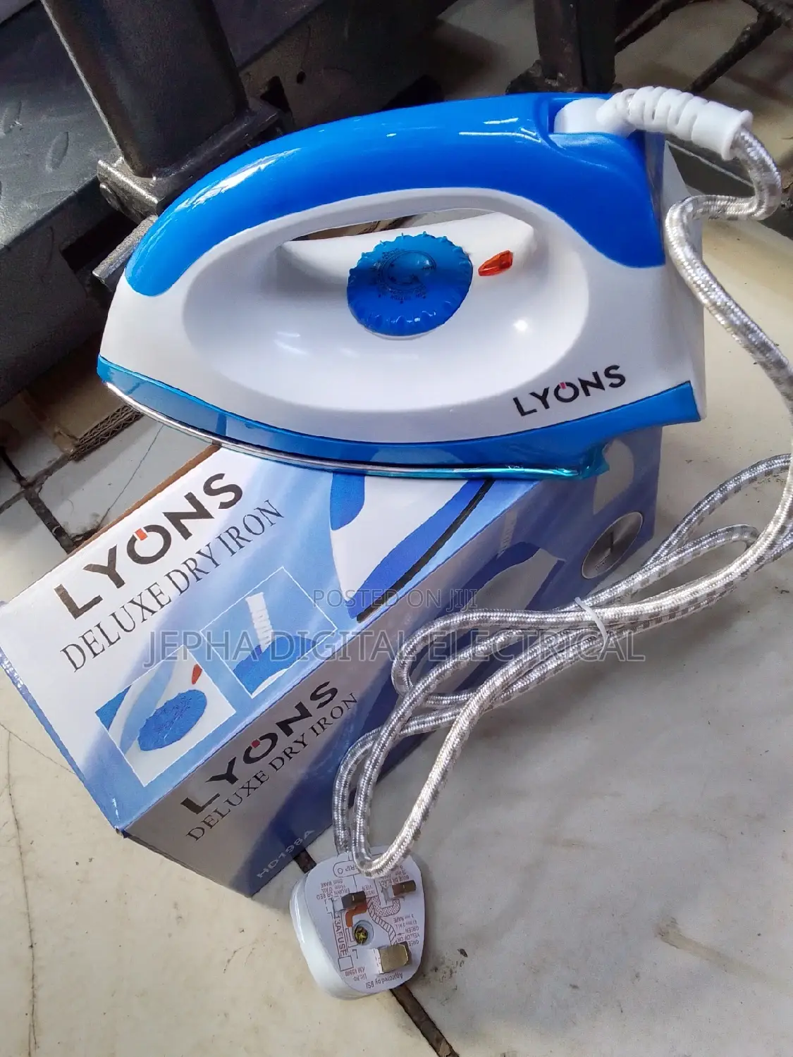 Ailyons Iron Box