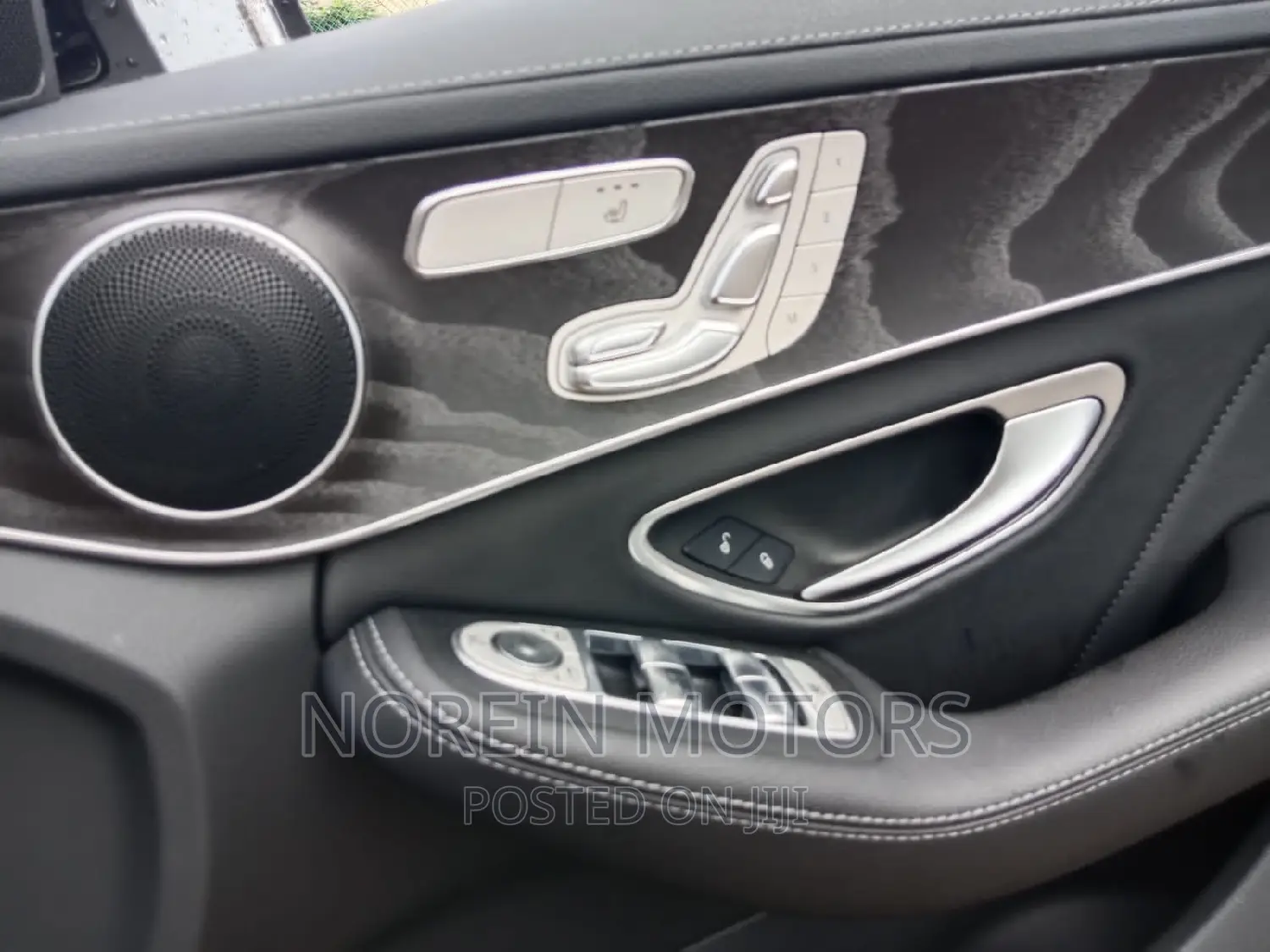 Mercedes-Benz C180 2017 Black