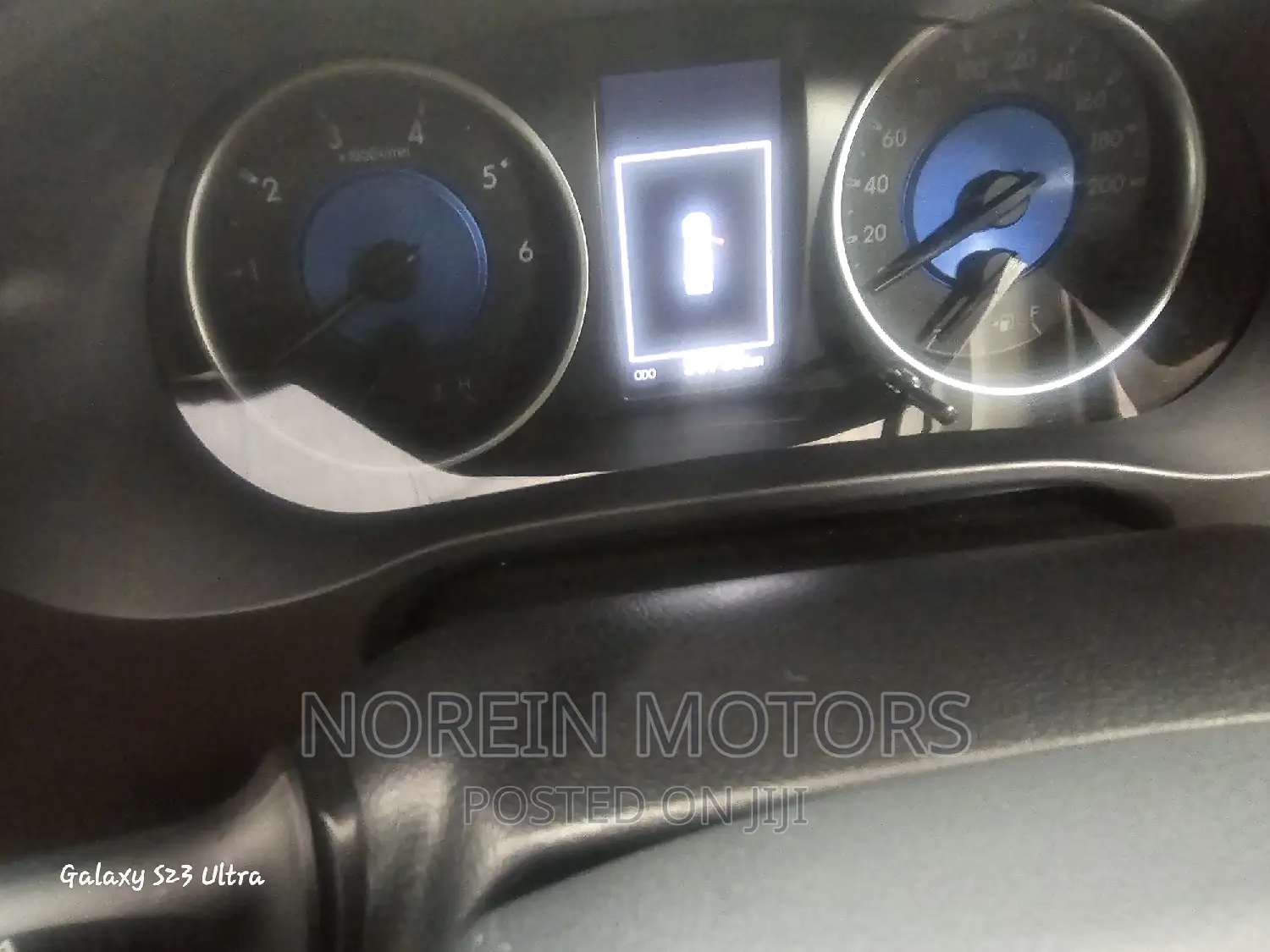 Toyota Hilux 2018 Blue
