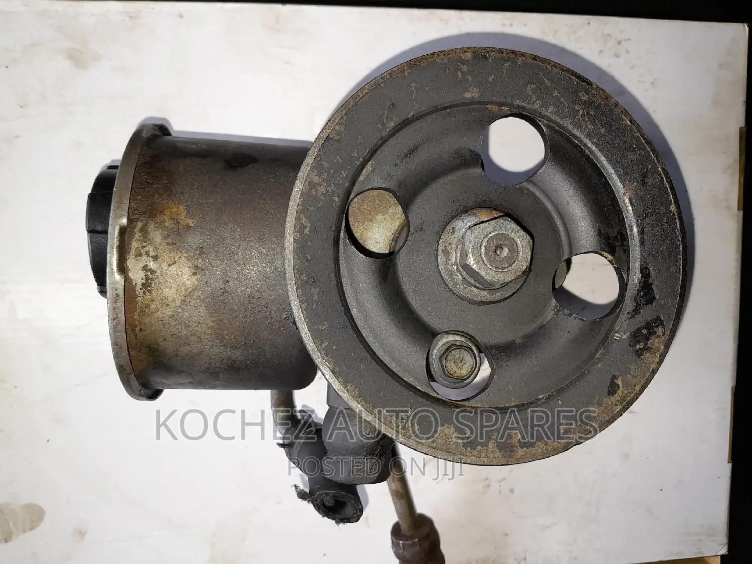 Power Steering Pump for Nissan Atlas. 2001