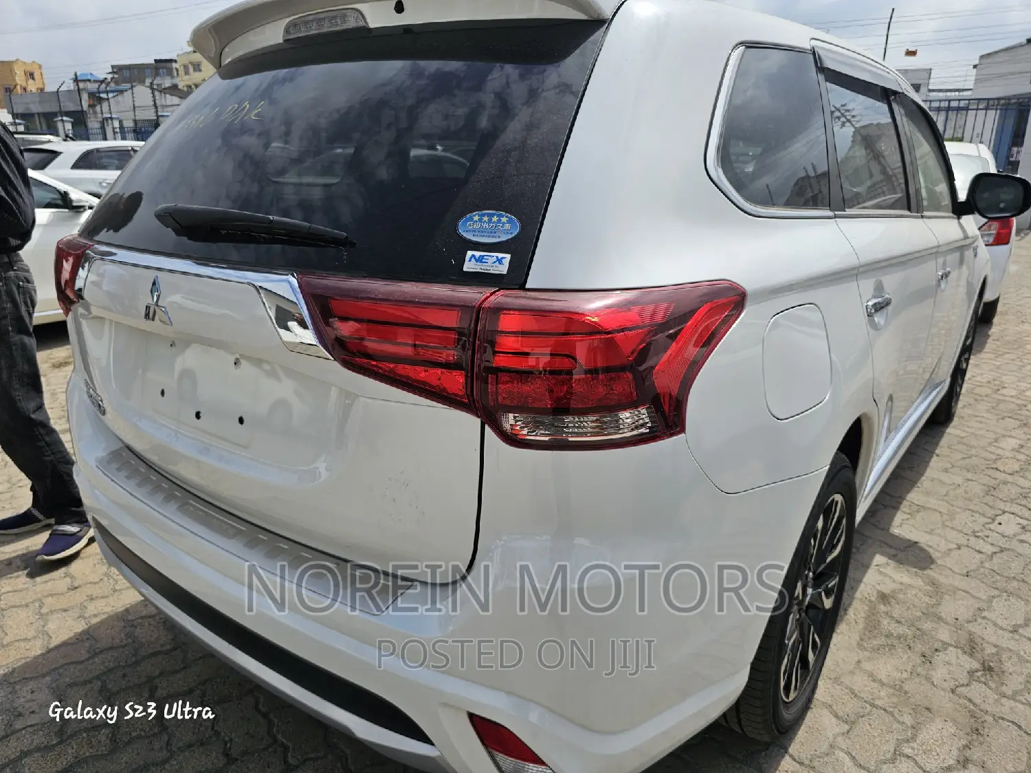Mitsubishi Outlander 2017 Pearl