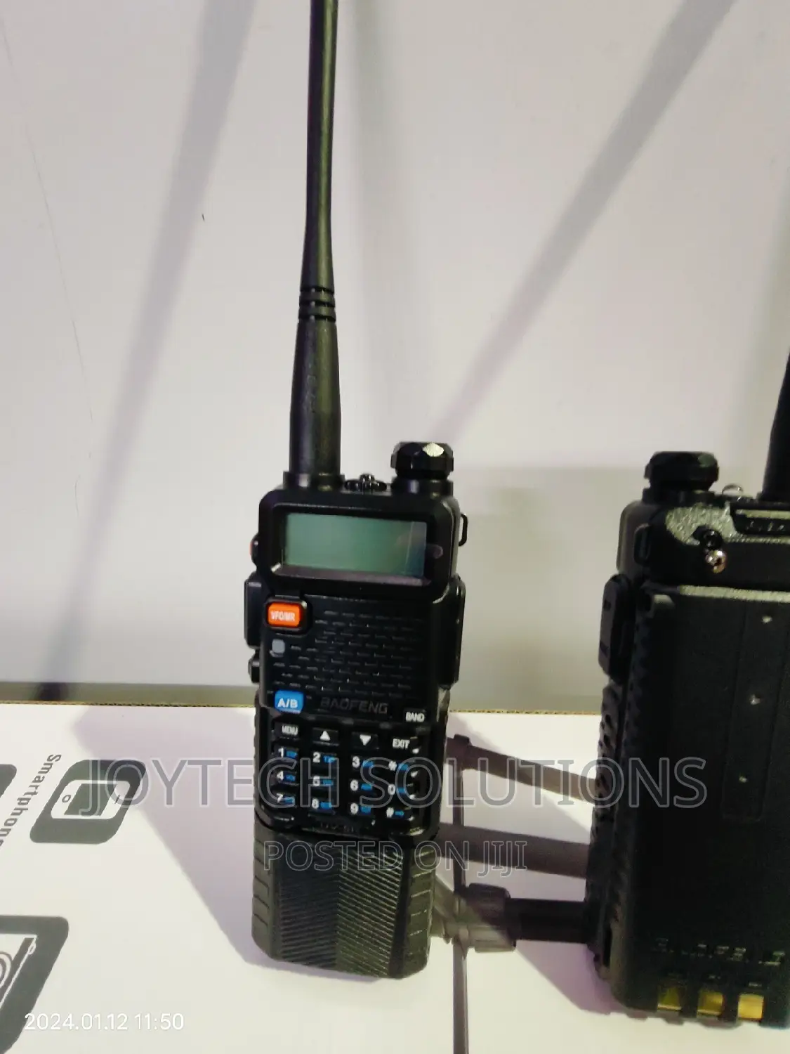 Boefeng Walkie Talkie:  New Edition UV 5r Plus