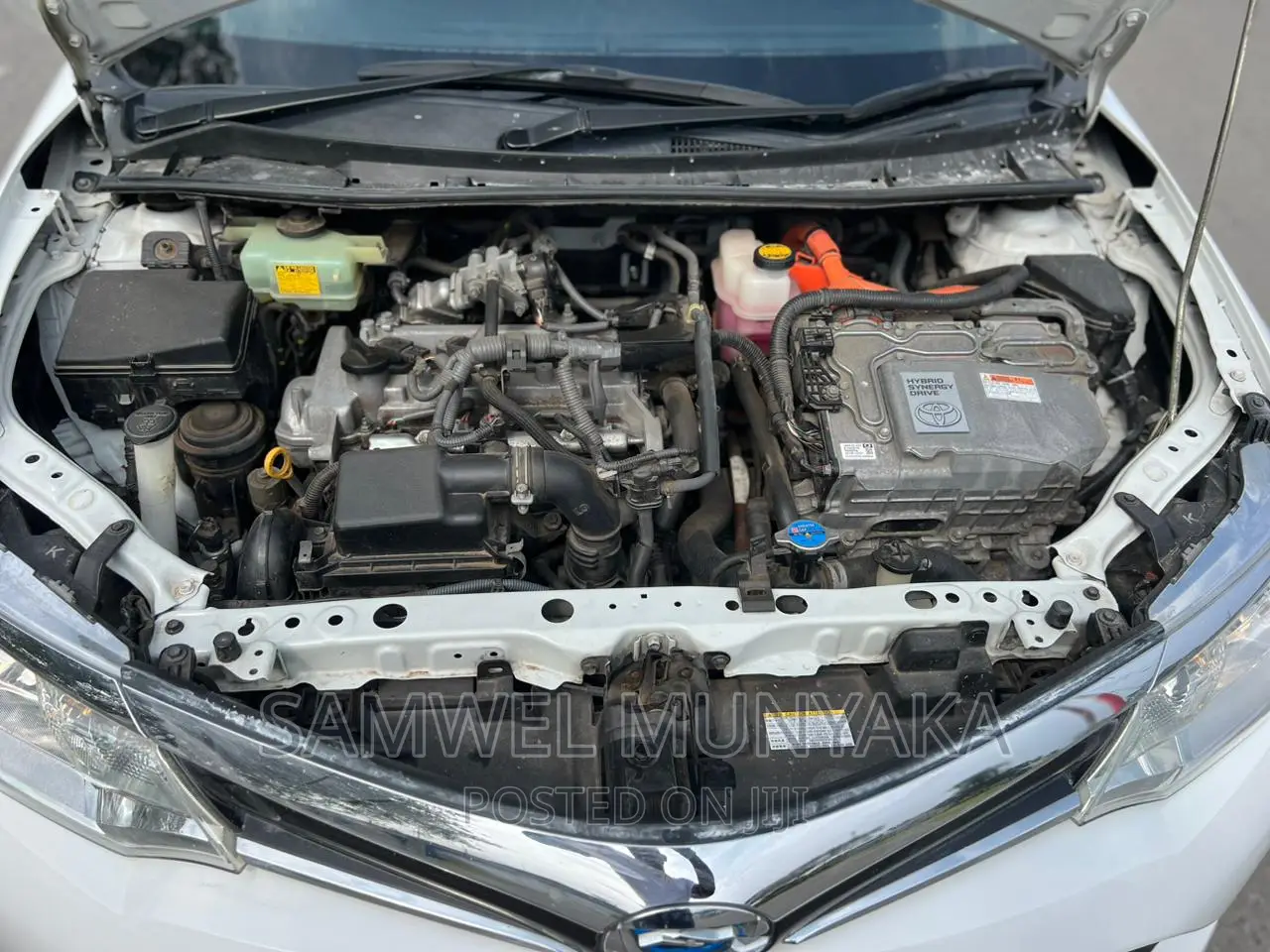 Toyota Axio 1.5 Hybrid 2WD 2016 Pearl