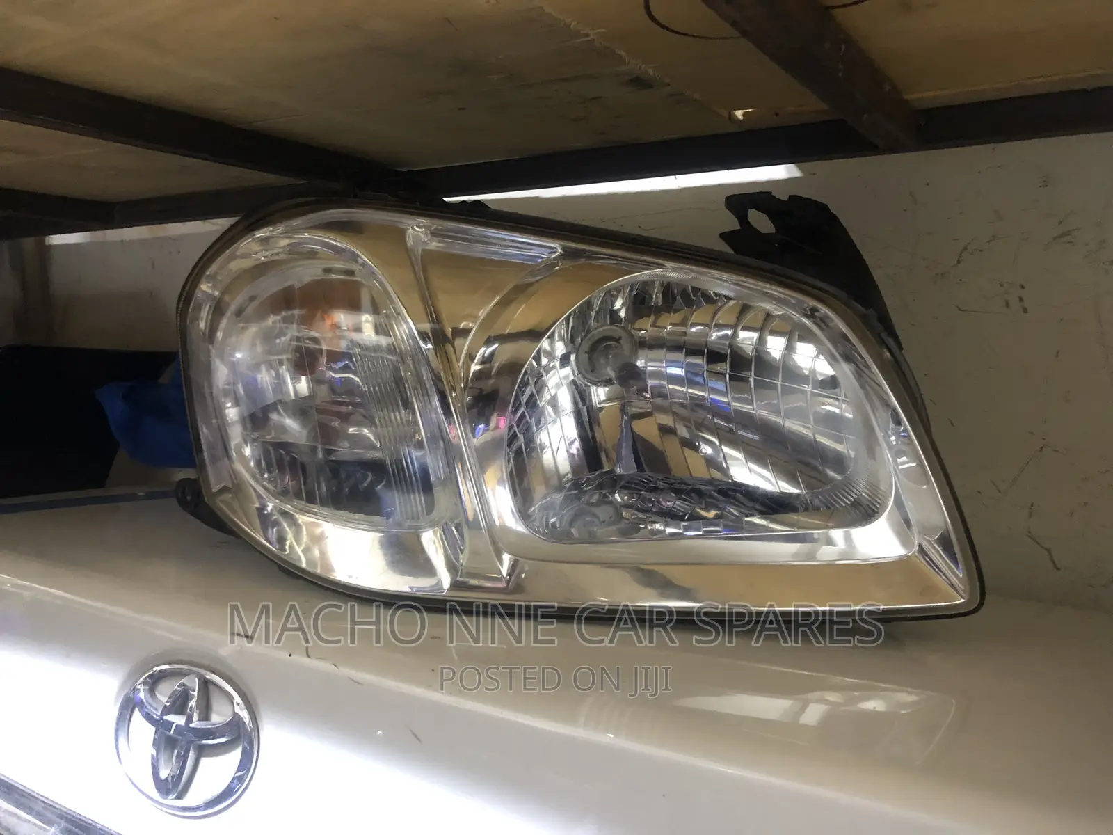 Mazda Tribute 2004 Headlight