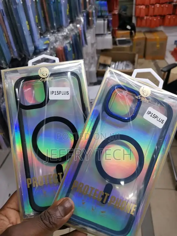 iPhone 15 Plus Transparent Case With Coloured Edges Magsafe