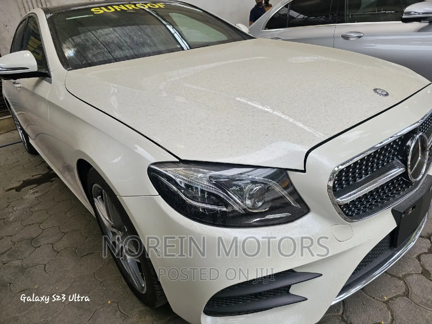 Mercedes-Benz E200 2017 Pearl