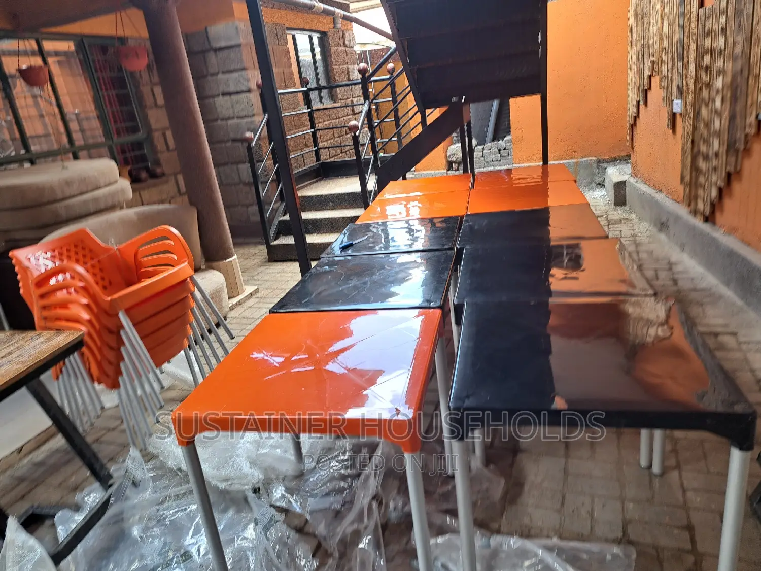 Beautiful Plastic Tables With Metal Tubing Legs