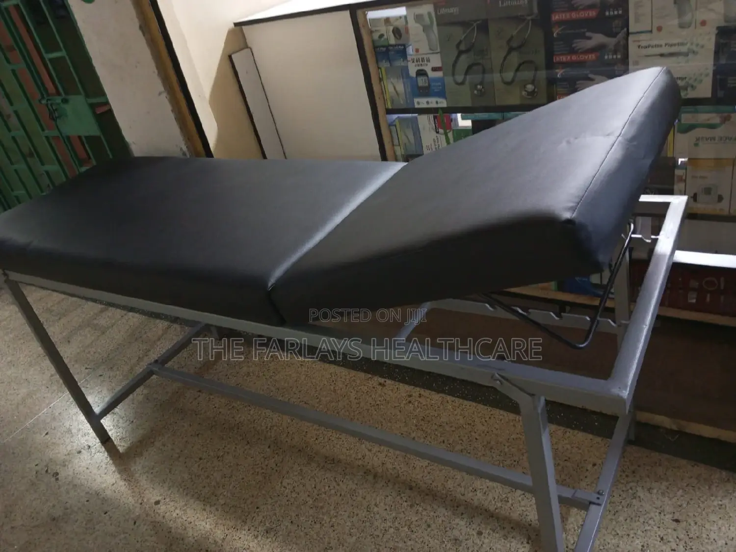 Examination Couch / Examination Bed *
