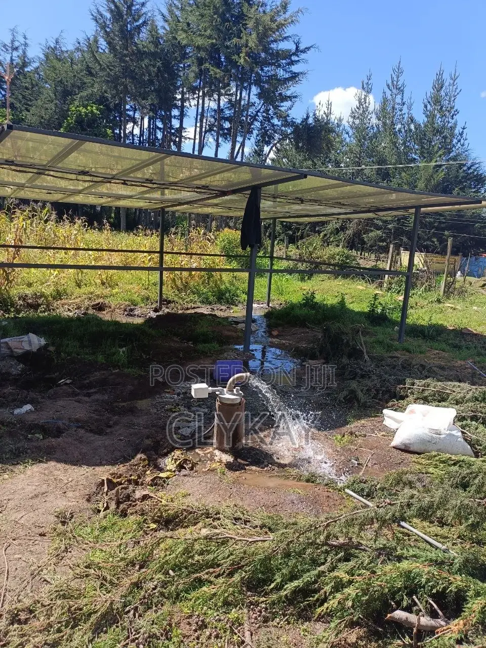 Borehole Solar With Submersible Pumps and Solar Panels