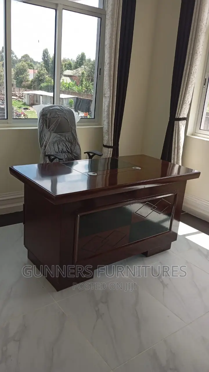 Executive Office Desk Executive Office Desk 1.4metres