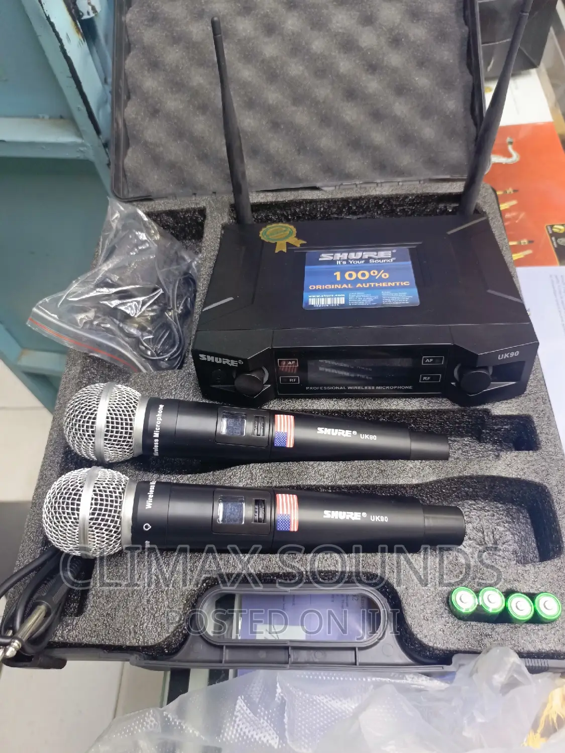 Shure Uk 90 Professional Wireless Microphone