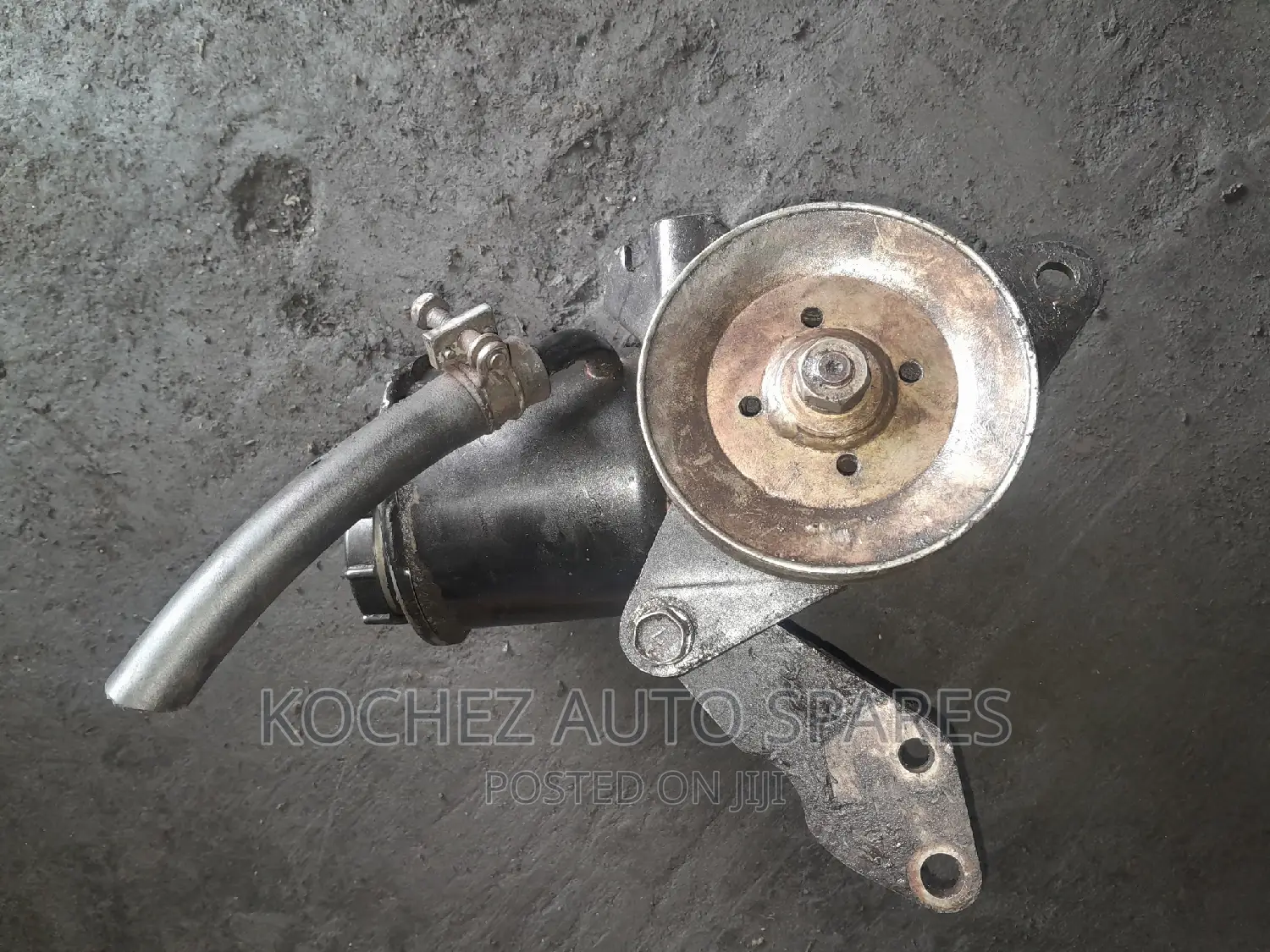 Nissan Sunny B12 Power Steering Pump