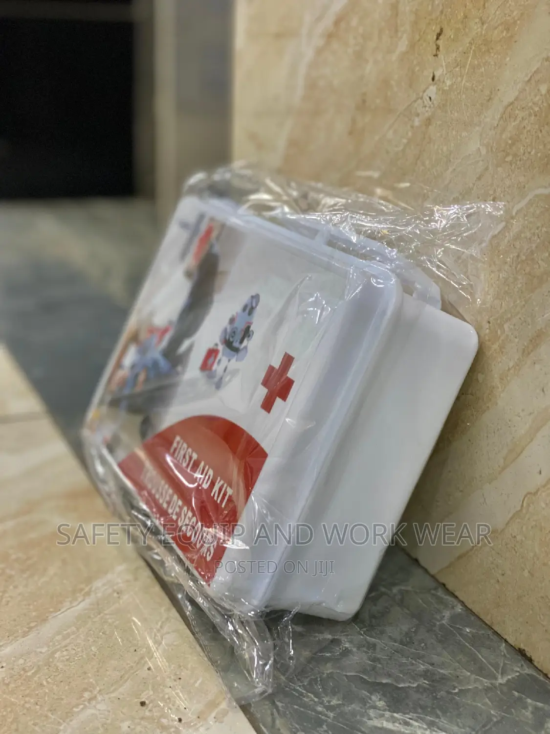 Kits, Emergency First Aid Kits Price