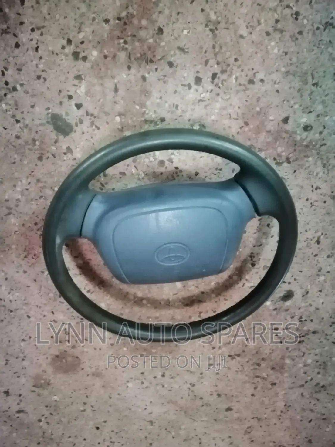 Toyota Hiace Shark 5l Steering Wheel