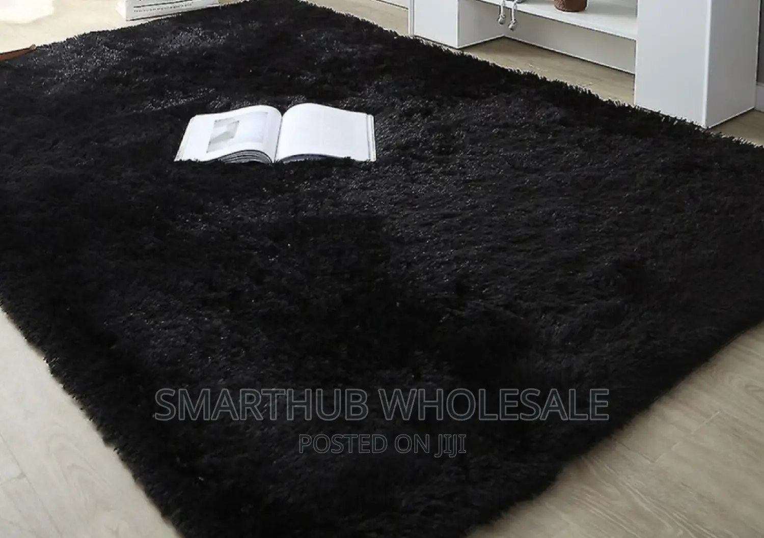 Black Carpet Fluffy Carpet*