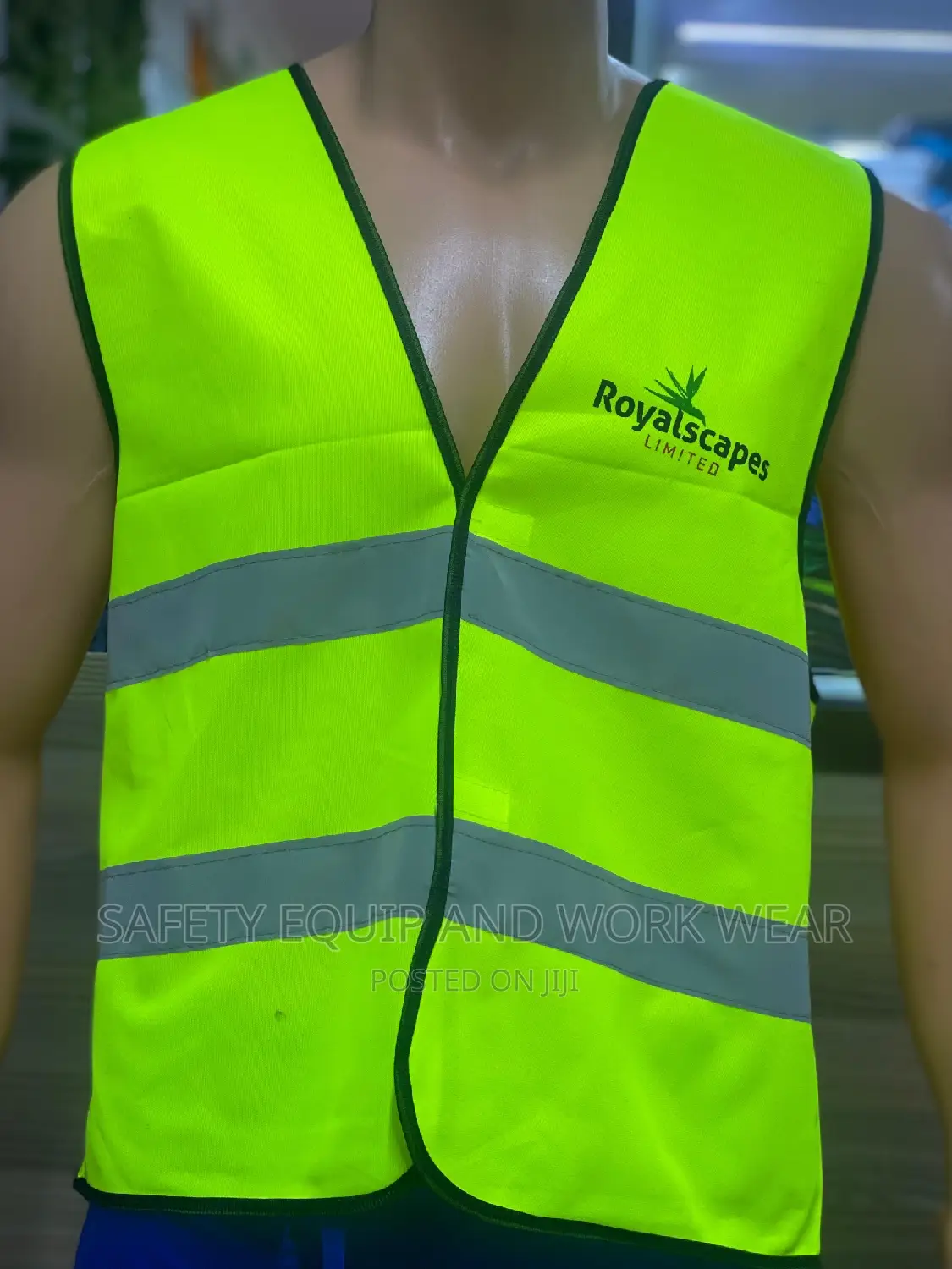 Safety Vest At Affordable Price
