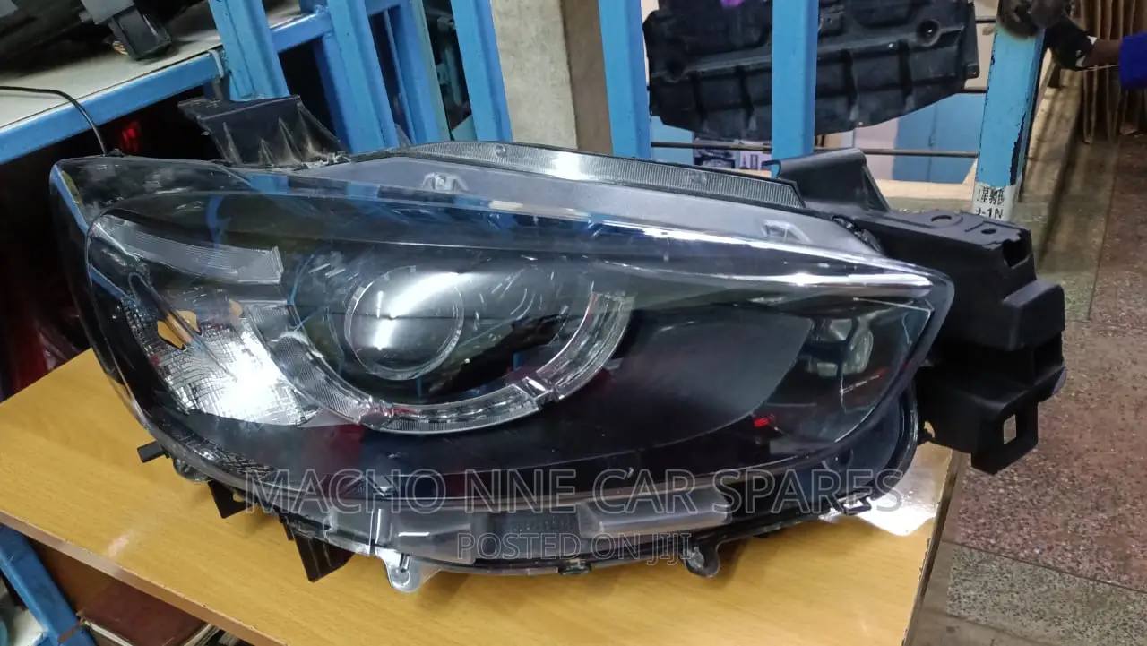Mazda Cx5 2015 Headlight (5pins)
