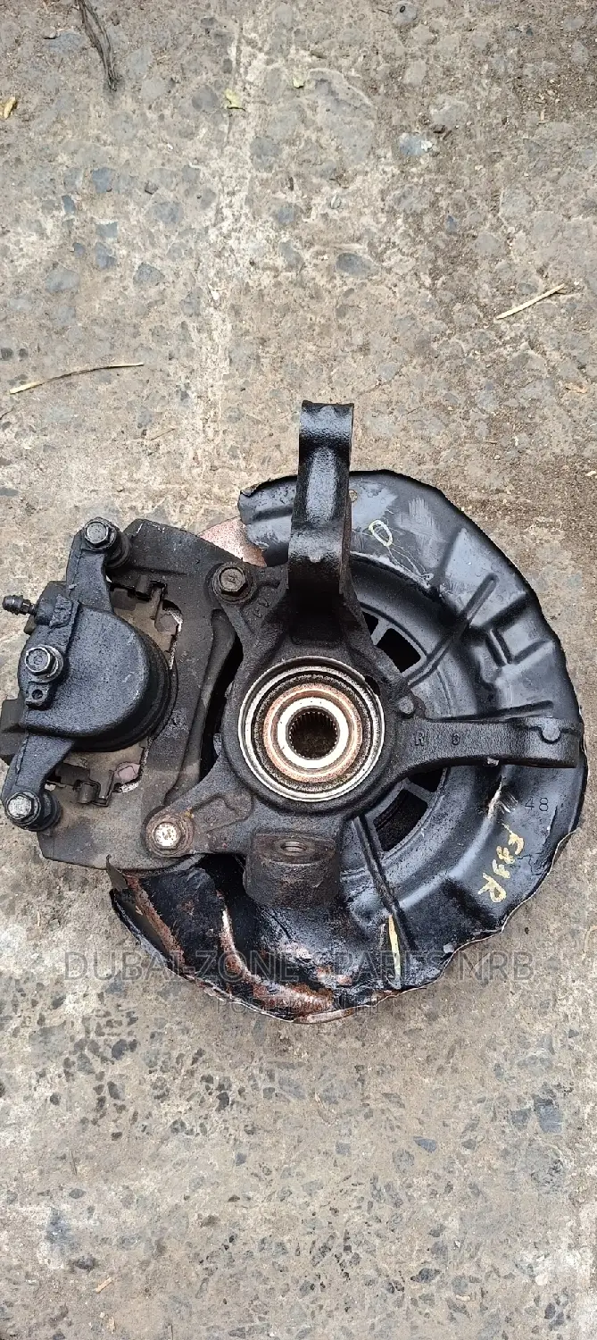 Harrier,Kluger,Lexus Front Wheel Hubs 2 4wheel Drive.
