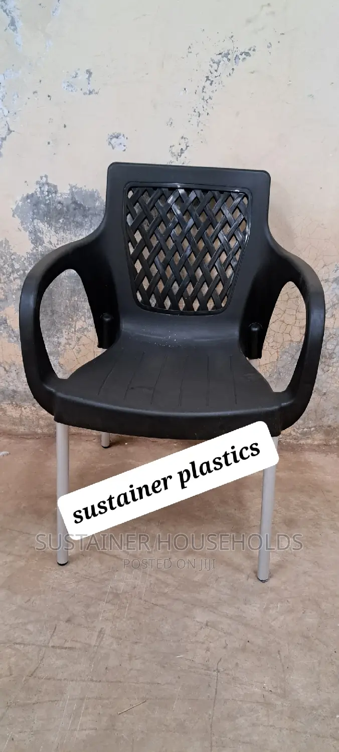Offer Offer!! Black Plastic Chairs With Metallic Silver Legs