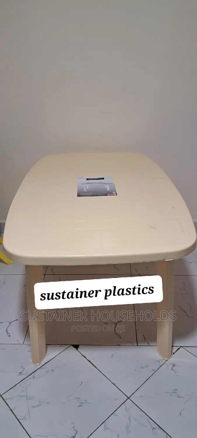 Creamy Rectangular Plastic Table, 6 Seaters