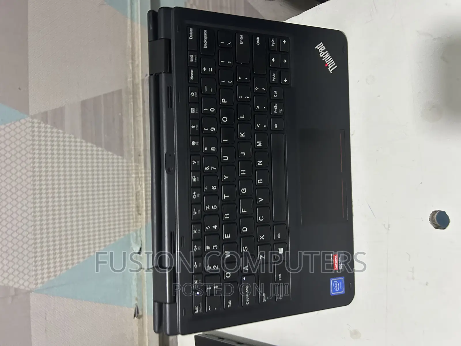 New Laptop Lenovo Yoga 11e 4GB Intel Celeron SSD 128GB