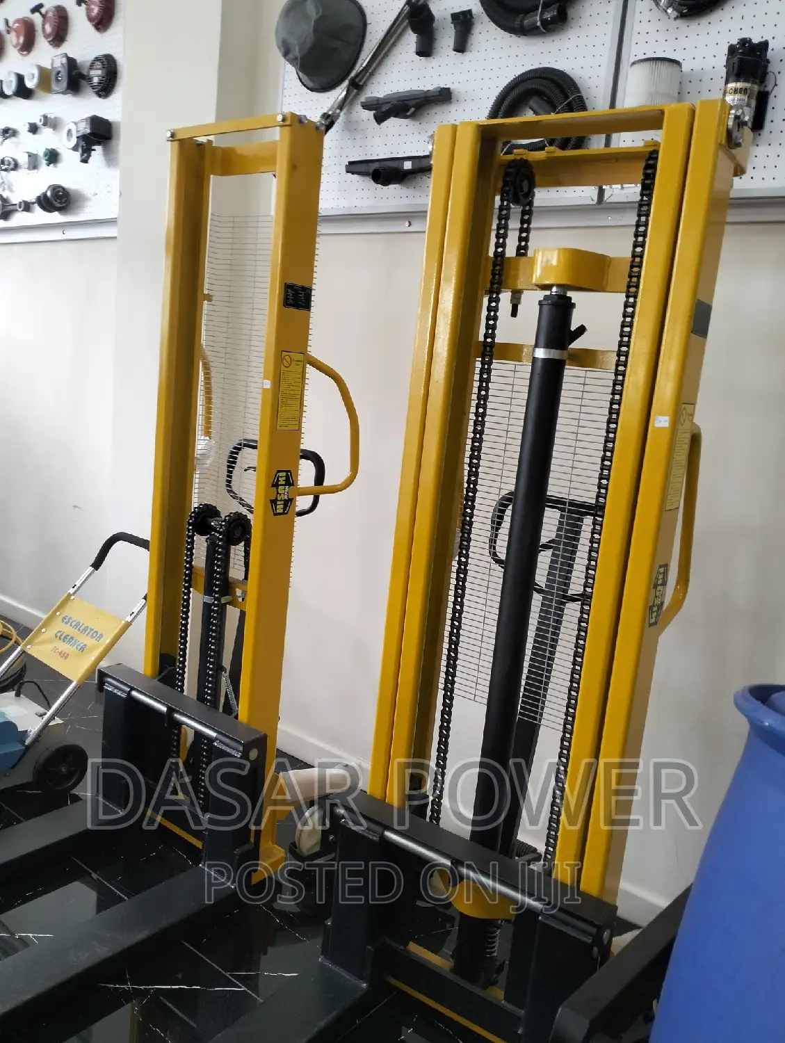 HDS1500-3000 Manual Stacker